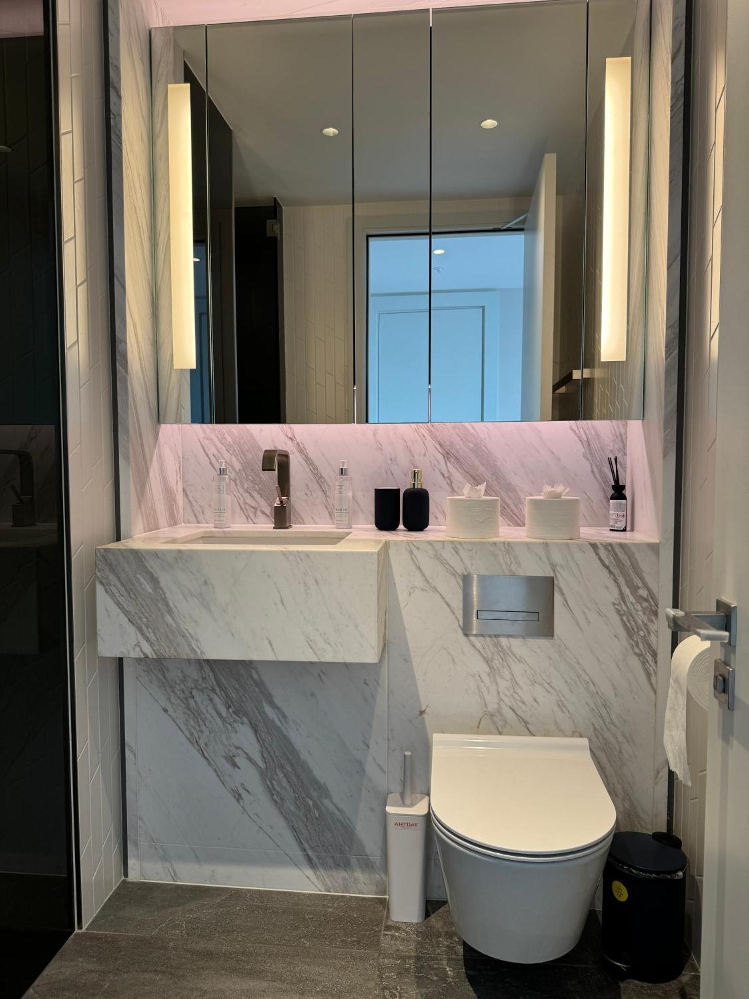 One Bedroom Flat In The Centre * Londra